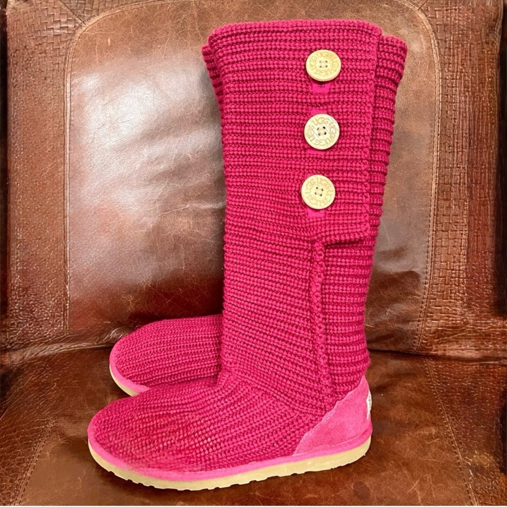 UGG pink Classic Cardy Knit Boots women’s size 9